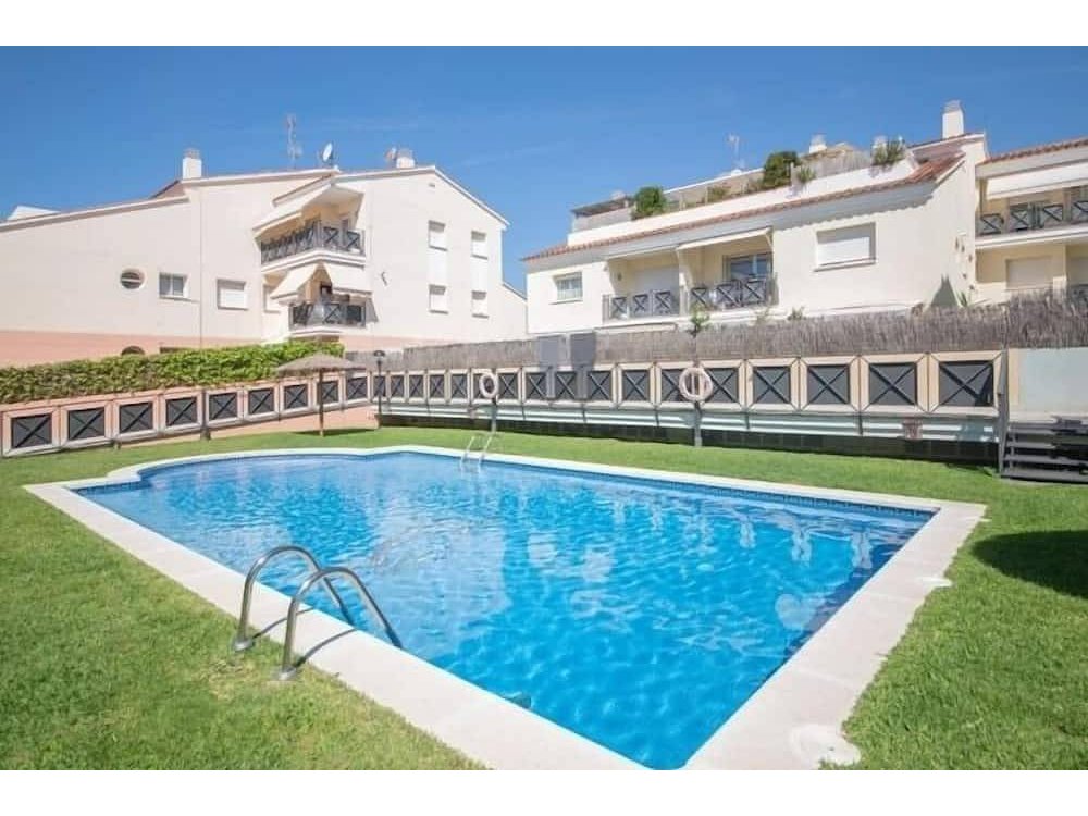 Holiday apartment in Calafell from £178 per night