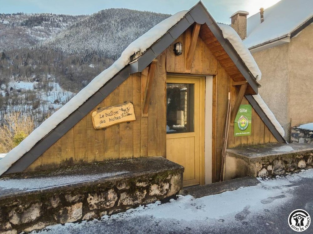 Holiday home in Pyrenees from £53 per night