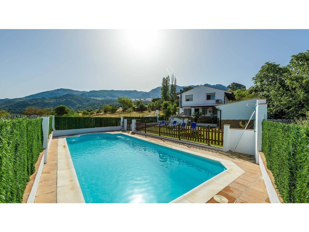 Holiday home in Benalauría from £122 per night