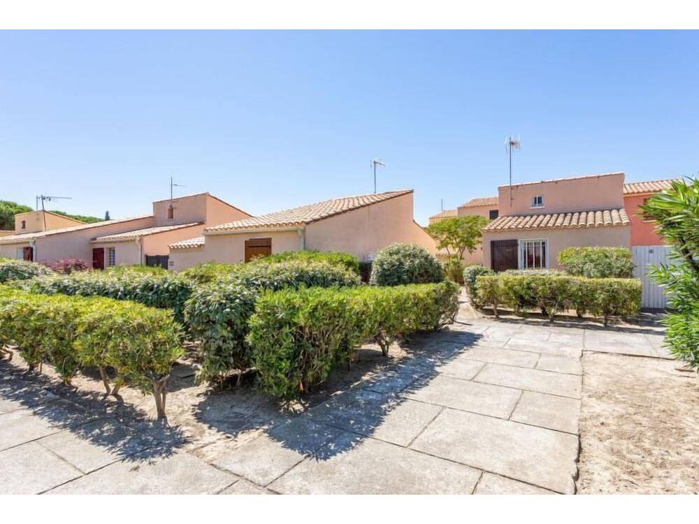 Holiday home in Aude from £57 per night