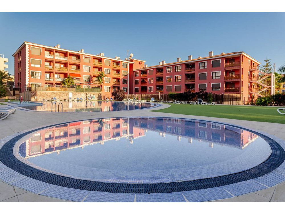 Holiday home in Abona from £53 per night