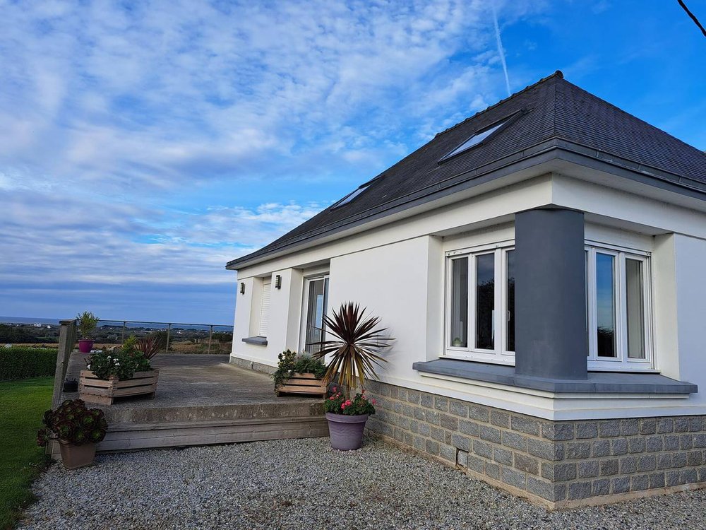 Holiday home in Cléder from £44 per night
