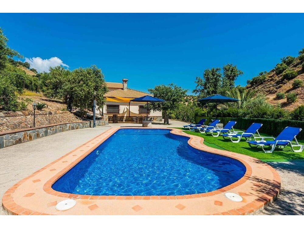 Holiday home in El Gastor from £109 per night