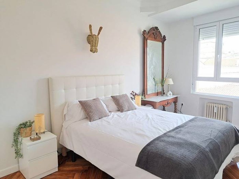 Holiday apartment in Santander from £103 per night