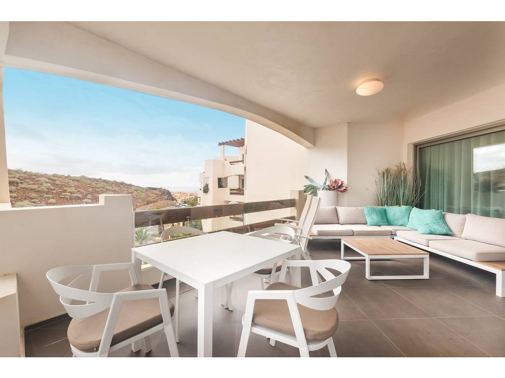 Holiday home in Abona from £227 per night