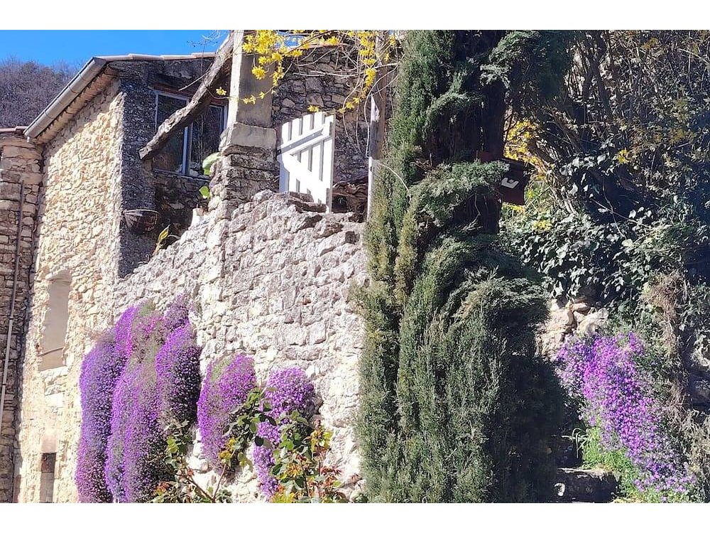Holiday home in Drôme from £28 per night