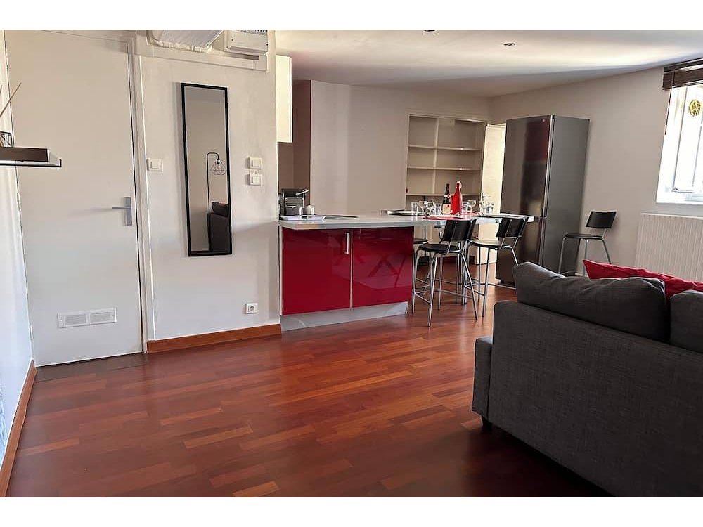 Holiday apartment in Lyon from £168 per night