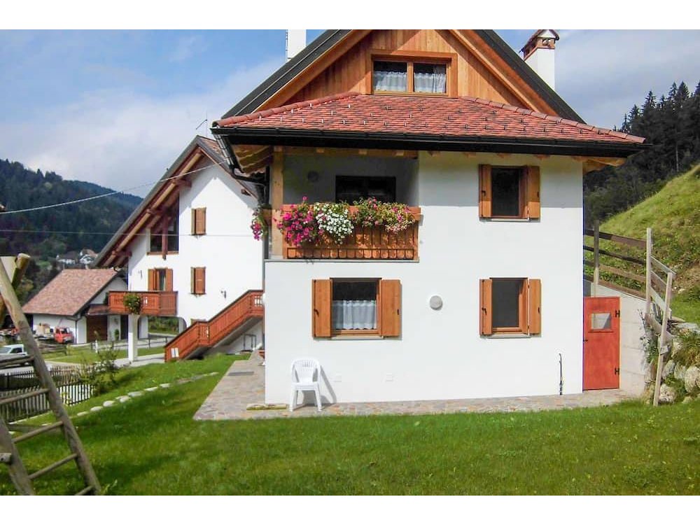 Holiday home in Ovaro from £101 per night