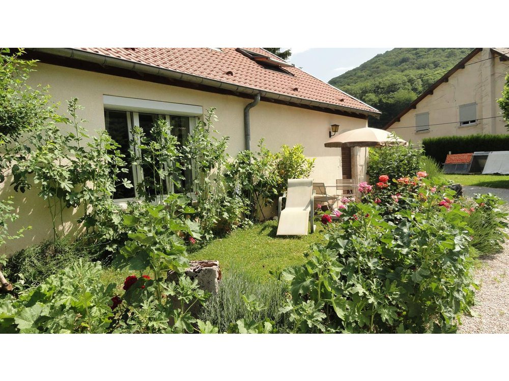 Holiday home in Doubs from £53 per night