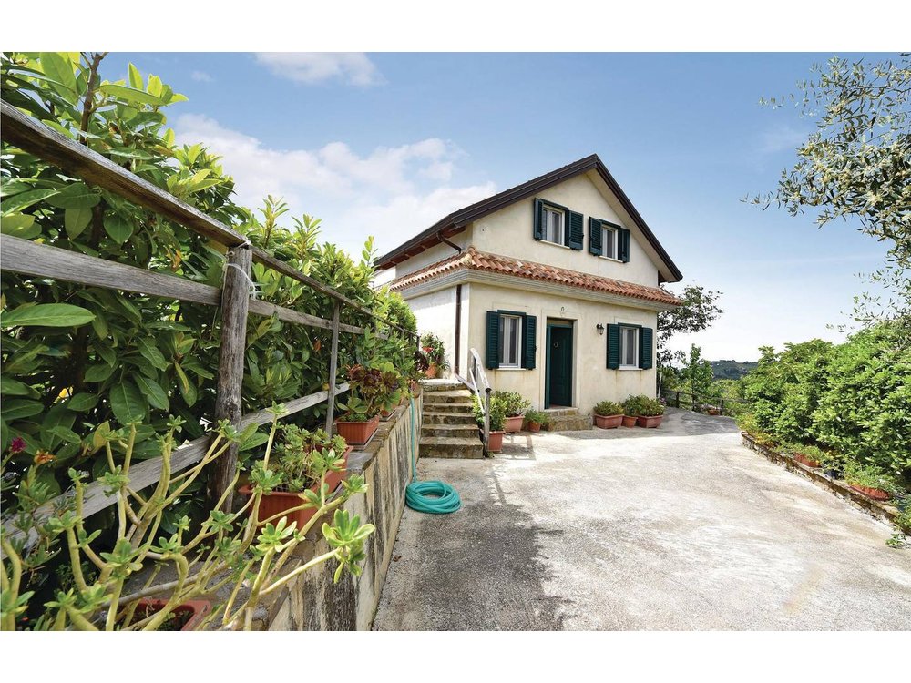 Holiday home in Cilento from £41 per night