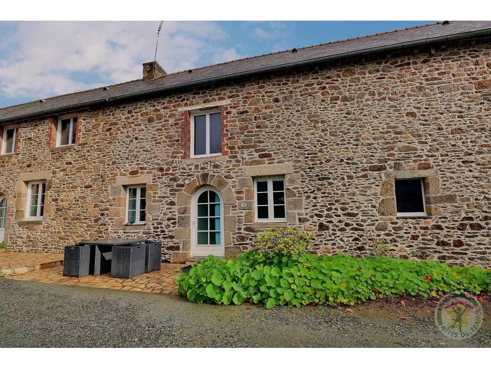 Holiday home in Ille-et-Vilaine from £48 per night