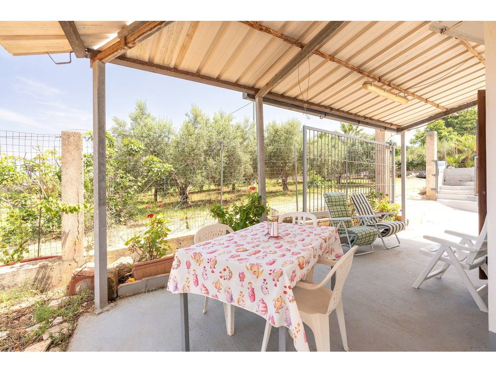 Holiday home in Vallo di Mazara from £52 per night
