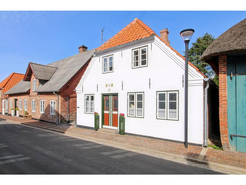 Holiday home in Højer from £52 per night