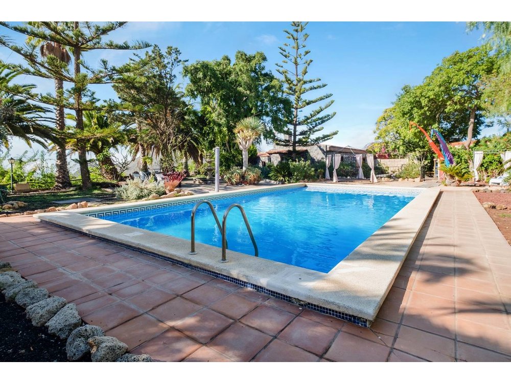 Holiday home in Abona from £369 per night
