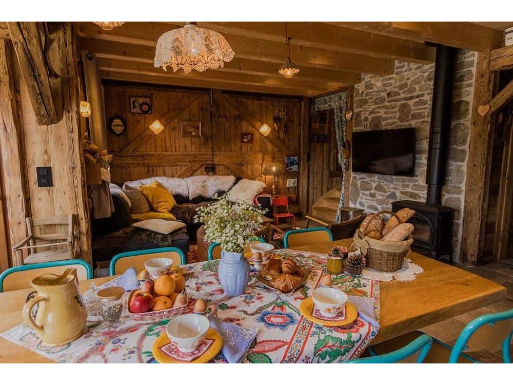 Holiday apartment in Les Gets from £911 per night