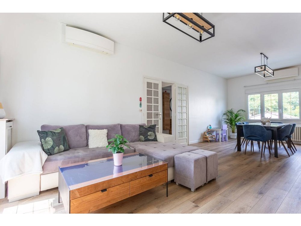 Holiday home in Val-de-Marne from £78 per night