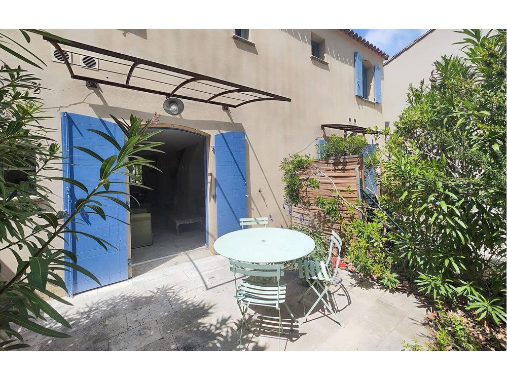 Holiday home in Aude from £27 per night