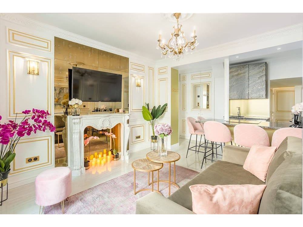 Holiday apartment in Paris from £535 per night