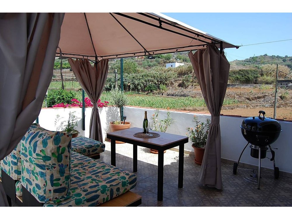 Holiday home in Teror from £58 per night