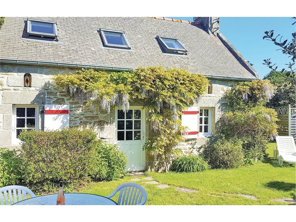 Holiday home in Iroise from £40 per night