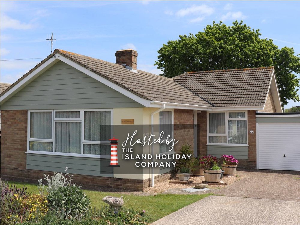 Holiday home in Isle of Wight from £121 per night