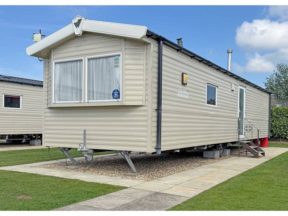 Camping in Midlands from £38 per night