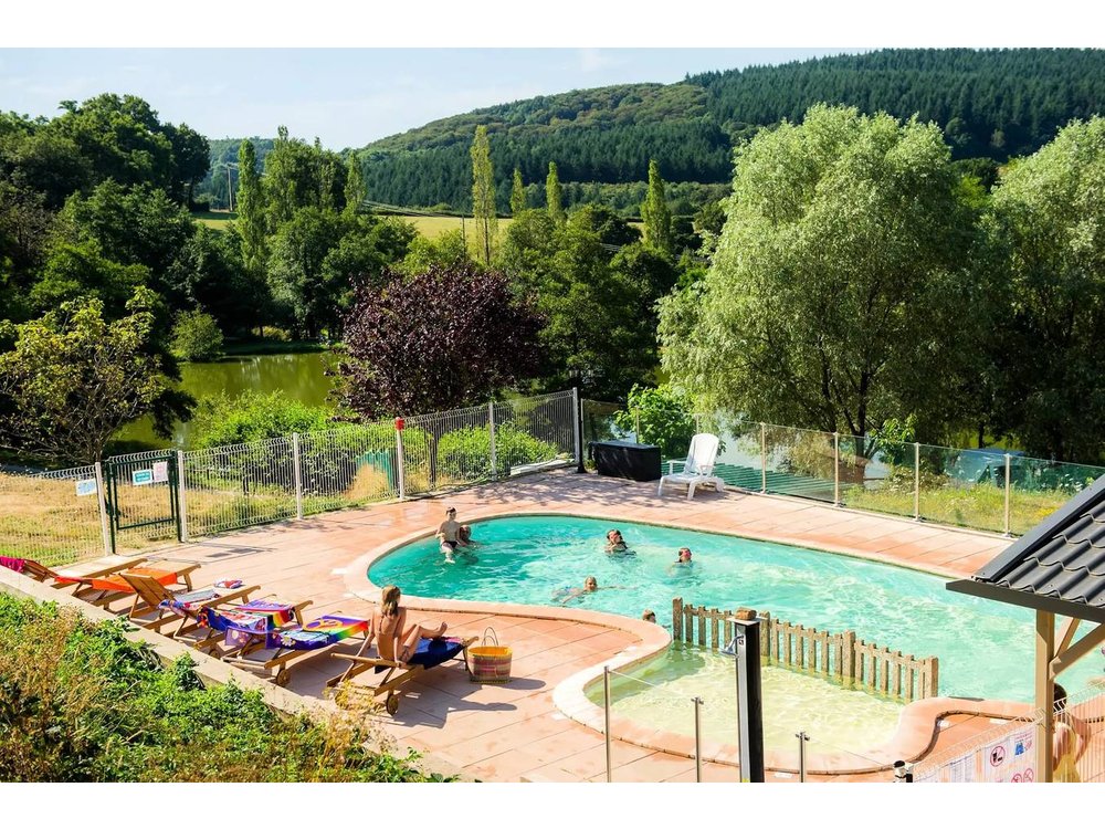 Camping in Nièvre from £49 per night