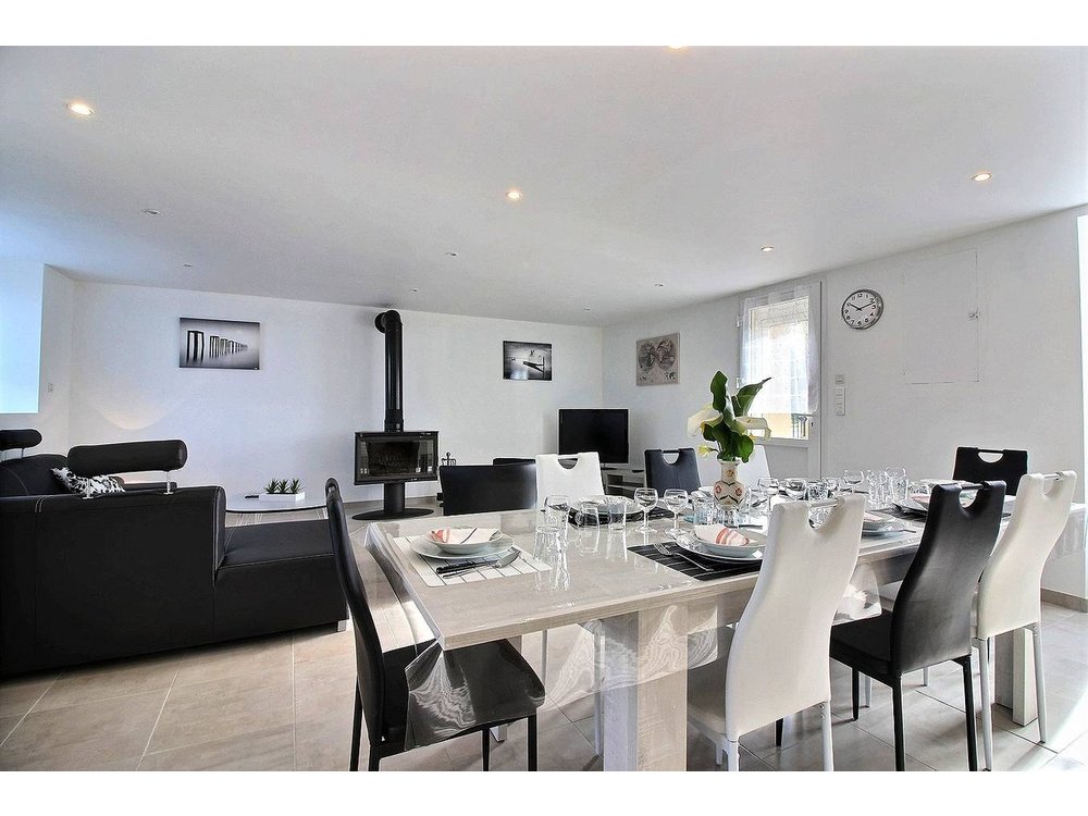 Holiday home in Trémorel from £46 per night