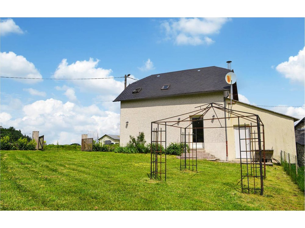Holiday home in Bugeat from £33 per night