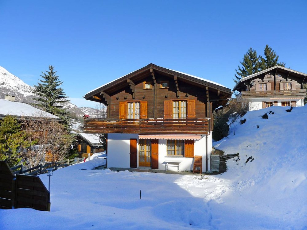 Holiday home in St. Niklaus from £144 per night