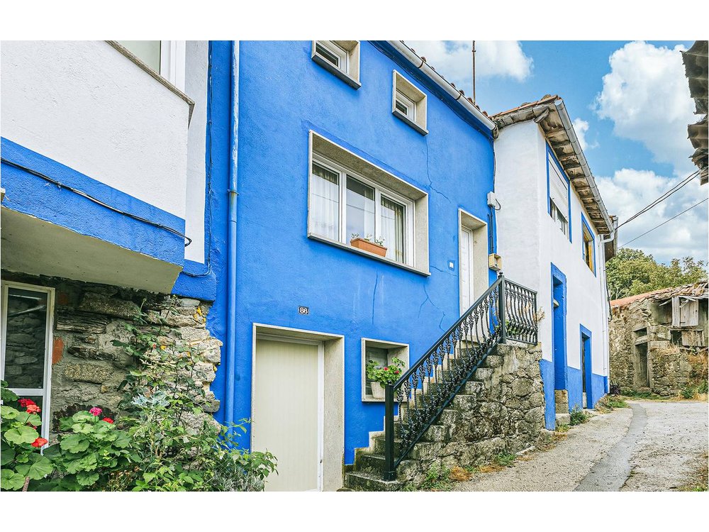 Holiday home in O Saviñao from £36 per night