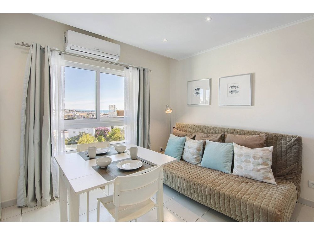 Holiday apartment in Albufeira from £211 per night