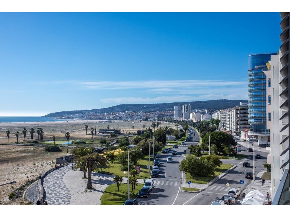 Holiday apartment in Costa de Prata from £150 per night