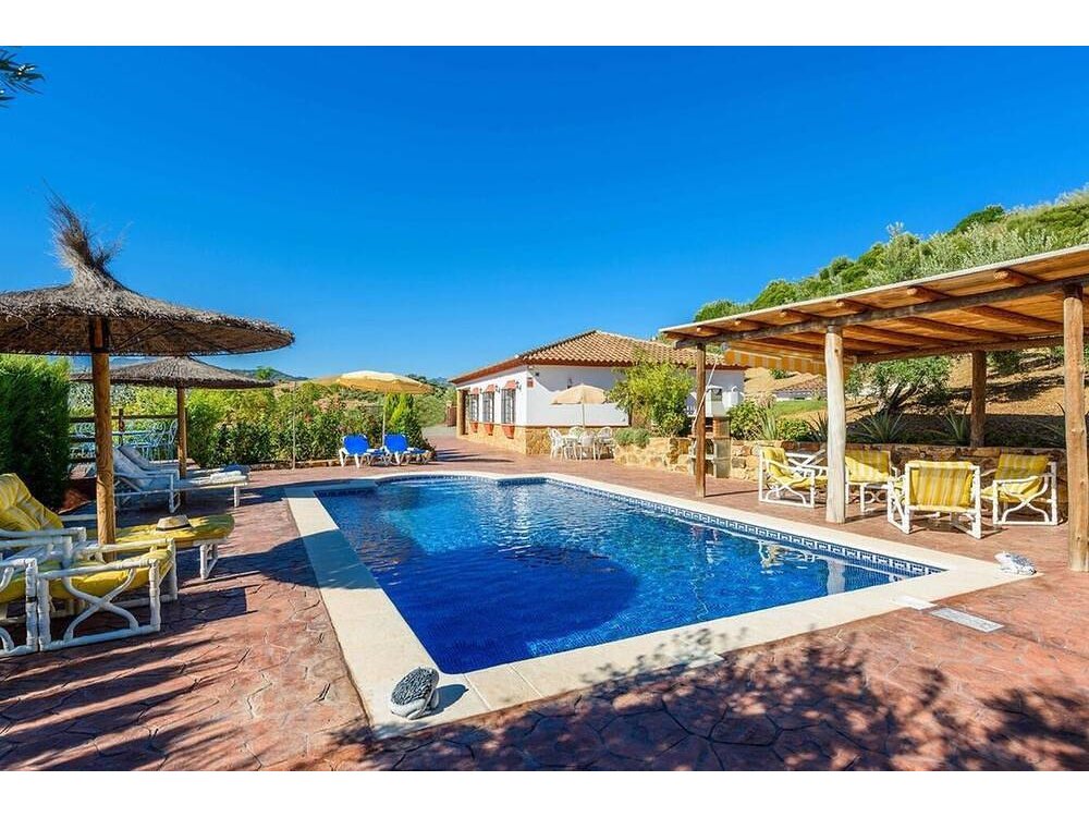 Holiday home in El Gastor from £119 per night