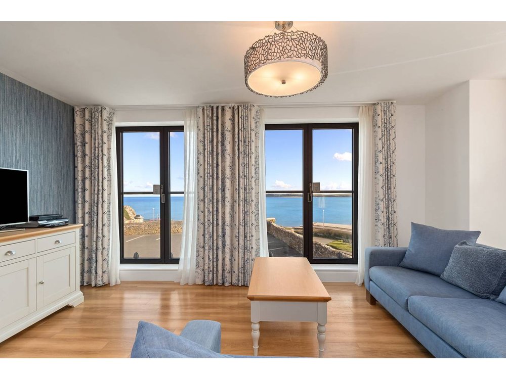 Holiday apartment in Tenby from £170 per night