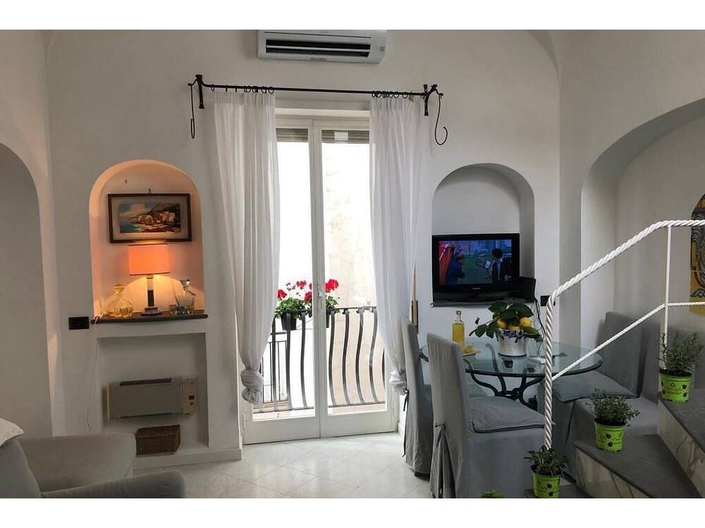 Holiday apartment in Capri from £424 per night