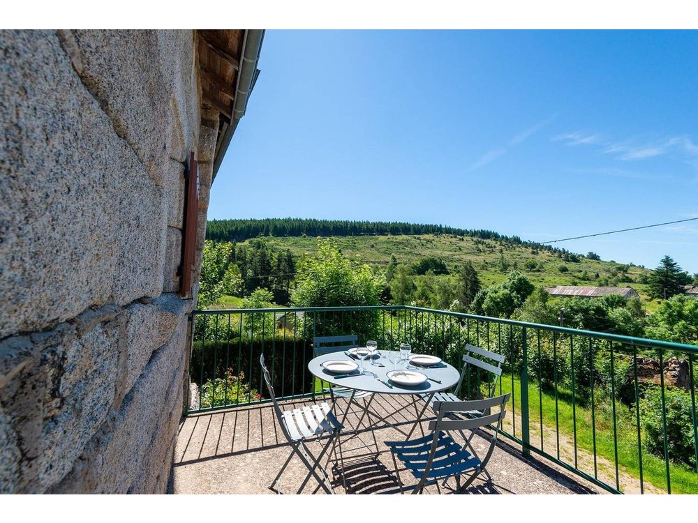 Holiday home in Lozère from £31 per night