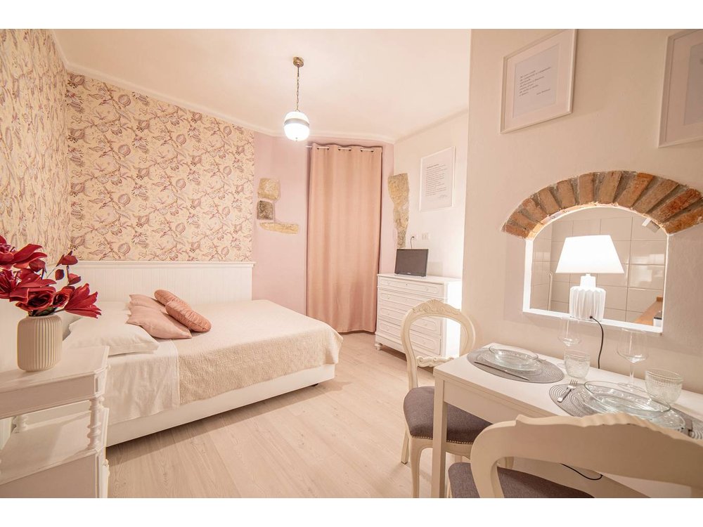 Holiday apartment in Arezzo from £57 per night