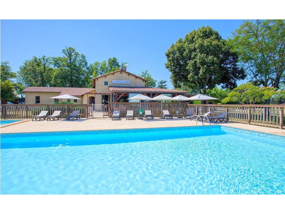 Camping in Dordogne from £37 per night