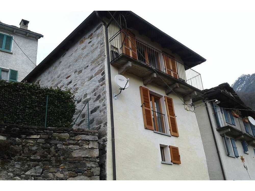 Holiday home in Lepontine Alps from £43 per night