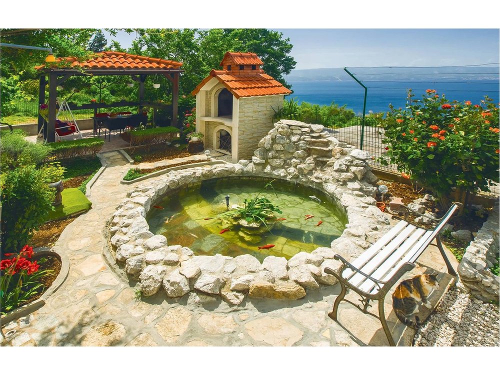Holiday apartment in Omis from £20 per night