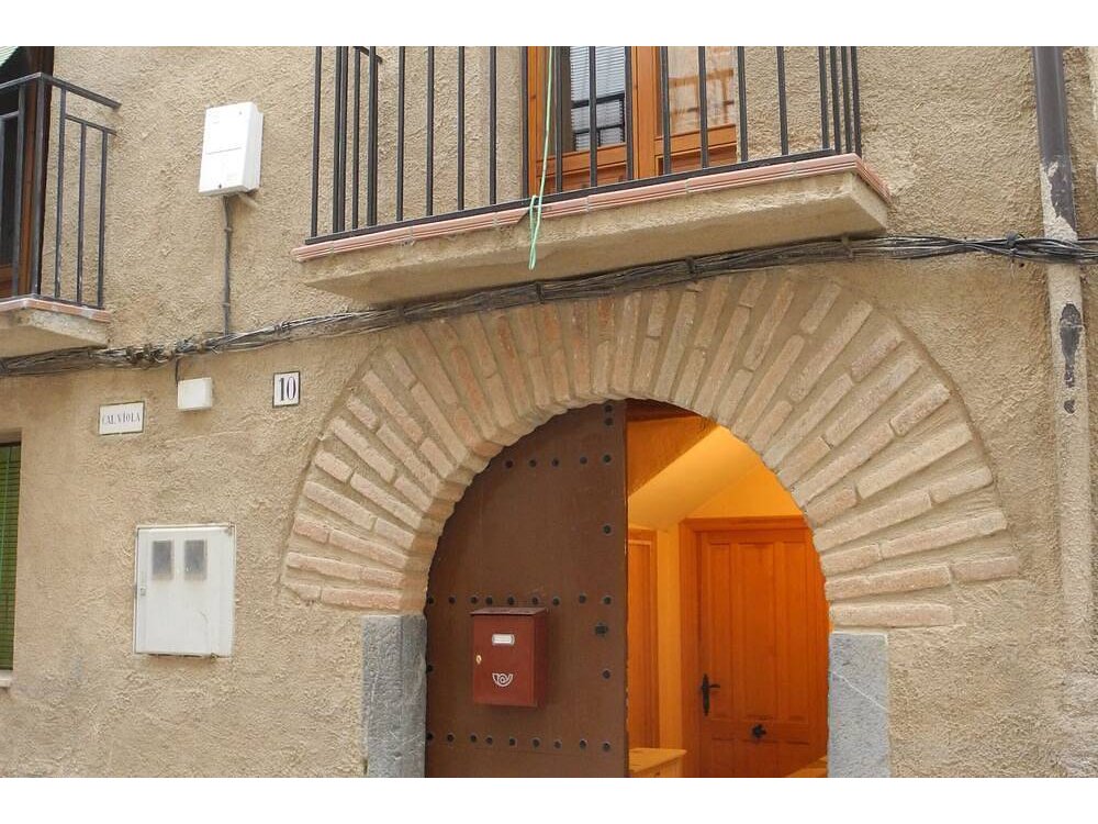 Holiday apartment in Priorat from £33 per night