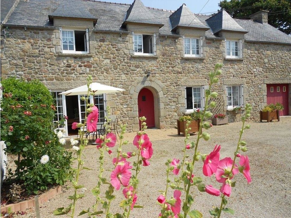 Holiday home in Dinan region from £54 per night