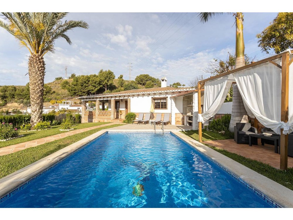 Holiday home in Axarquía from £109 per night