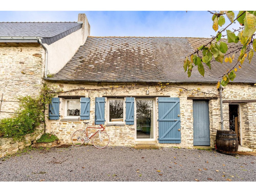 Holiday home in Pannecé from £55 per night