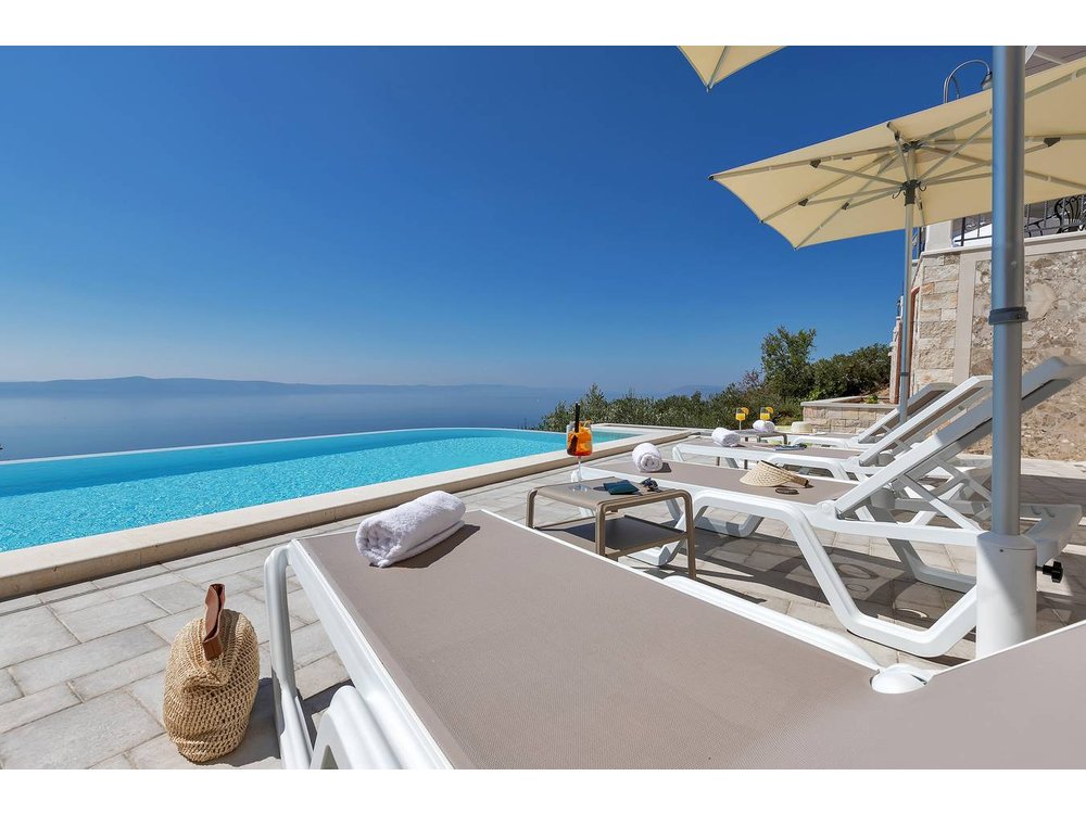 Holiday apartment in Podgora from £31 per night