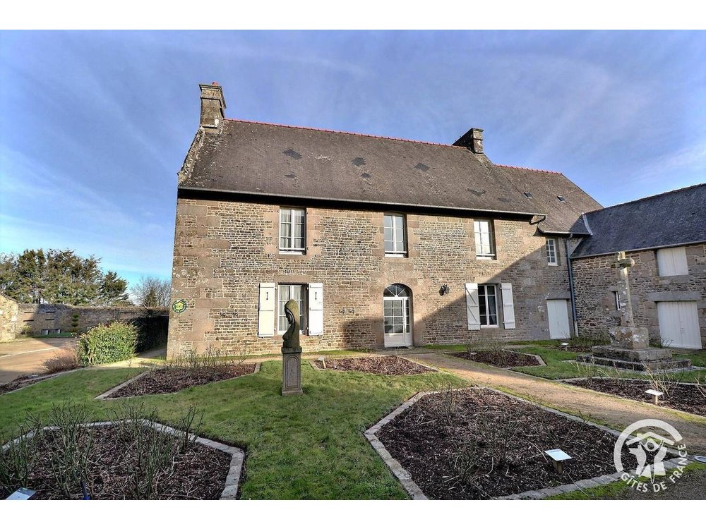 Holiday home in Fougères-Vitré from £48 per night