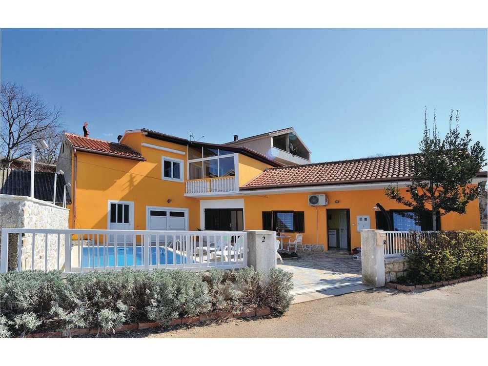 Holiday home in Zadar from £88 per night