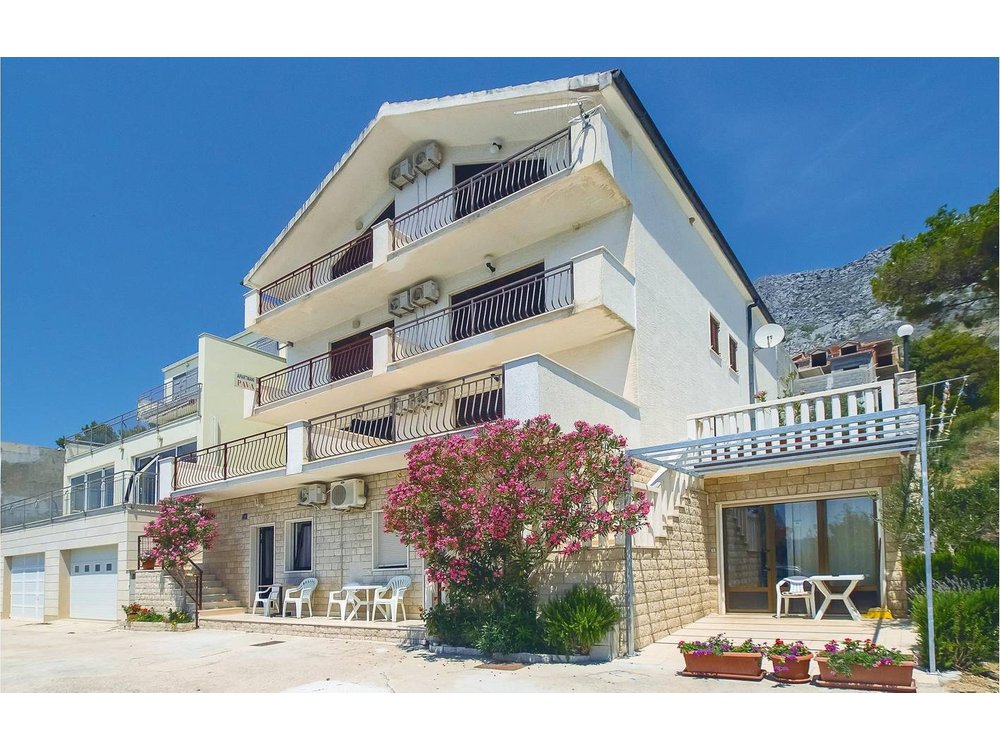 Holiday apartment in Split-Dalmatia from £41 per night