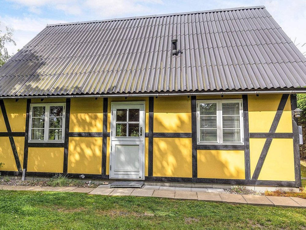 Holiday home in Hou from £31 per night